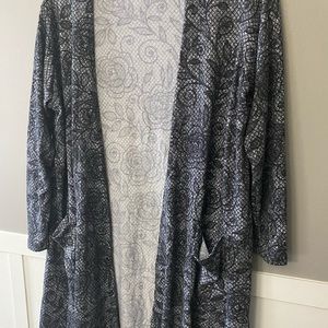 LULAROE Caroline XL black and grey